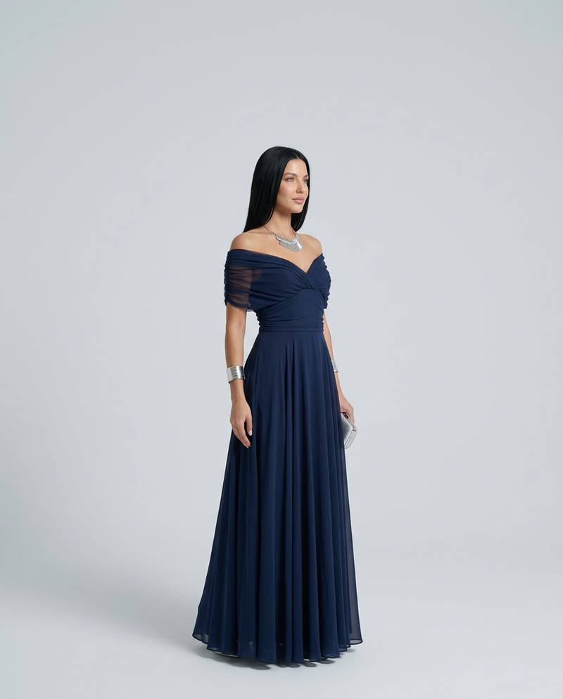 Off the Shoulder Maxi Dress for Women with Ruched Bodice and Formal Cut, sleeve detail
