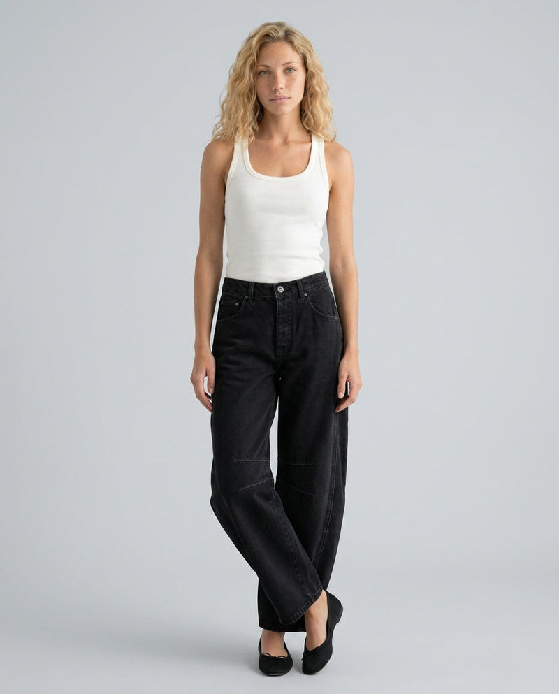 High Waist Barrel Jeans for Women with Curved Wide Leg and Knee Seams in Black, front view 2