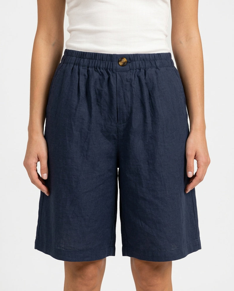 Linen-Look Bermuda Shorts for Women with Elastic Waist and Button Front in Navy, close-up