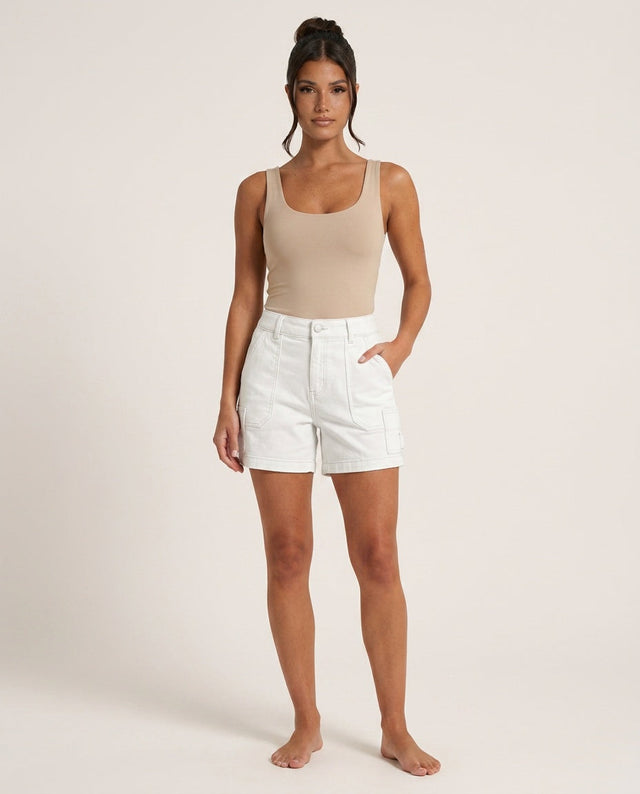 Stretch Cargo Shorts for Women with Flap Pockets and Raw Hem in White, front view