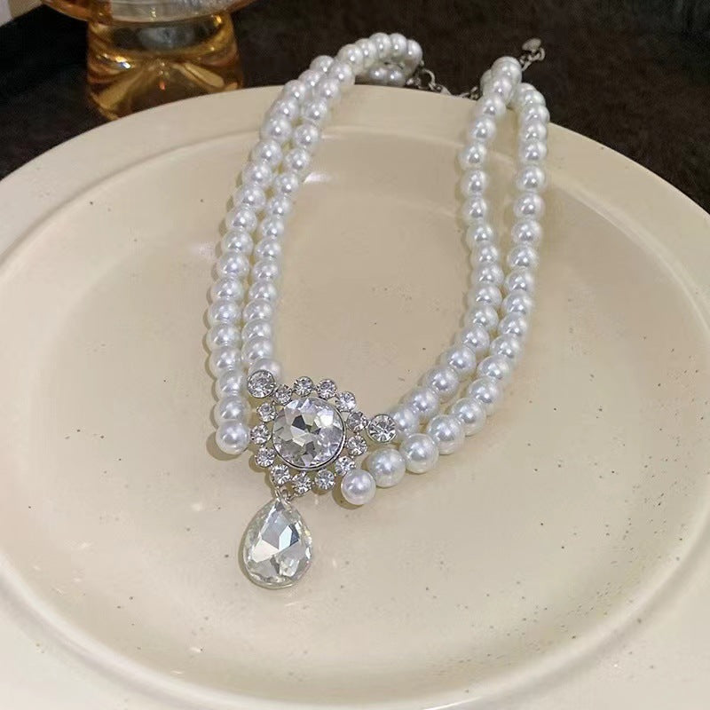 Women's Double-Layer Water Drop Pearl Choker Necklace in One Color, detail
