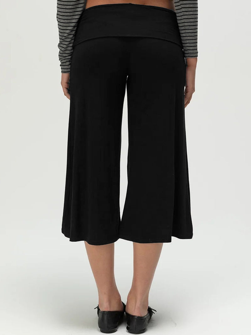 Women's Loose Fit Fold-Over Wide-Leg Capri Pants in Black, back view