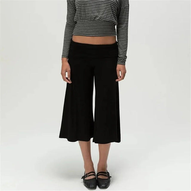 Women's Low-Rise Fold-Over Cropped Capri Pants in Black, front view