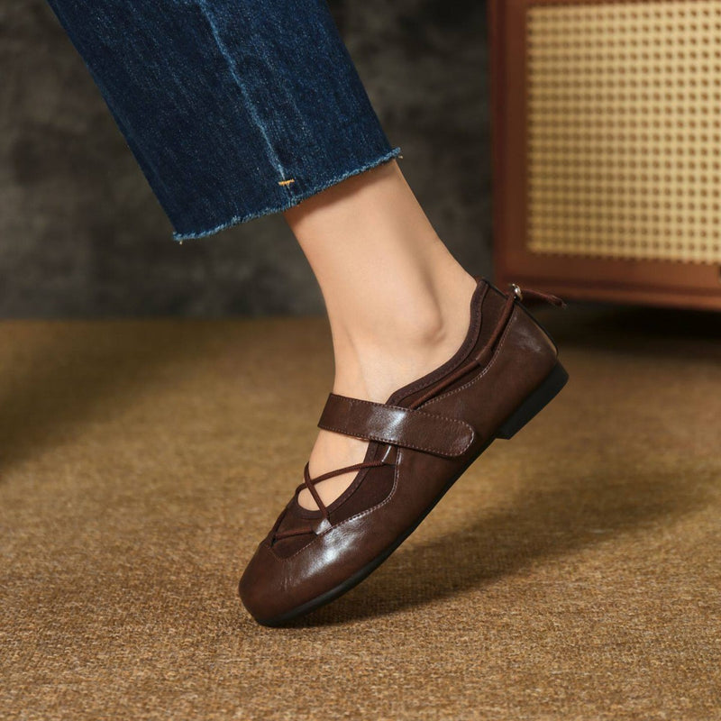 Women's Round Toe Velcro Chunky Heel Mary Jane Shoes in Brown, side view