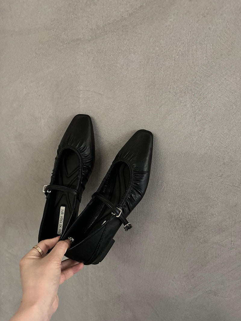 Women's Square Toe Low Heel Mary Jane Shoes in Black, product photo