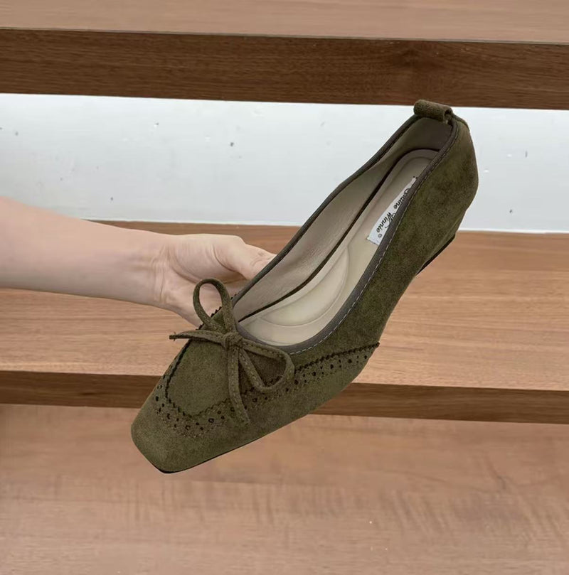 Women's Velvet-Look Bow Slip-On Mary Jane Shoes in Green, side view
